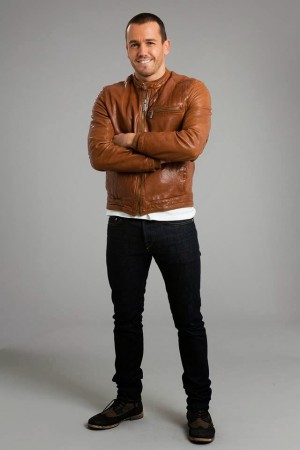 Pedro Teixeira no papel de Rafael Pires